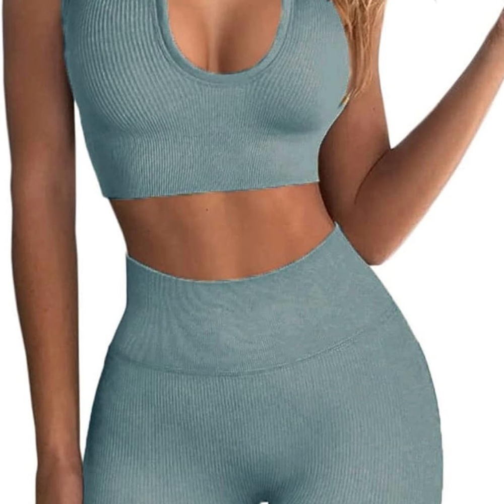 New Ribbed workout outfit